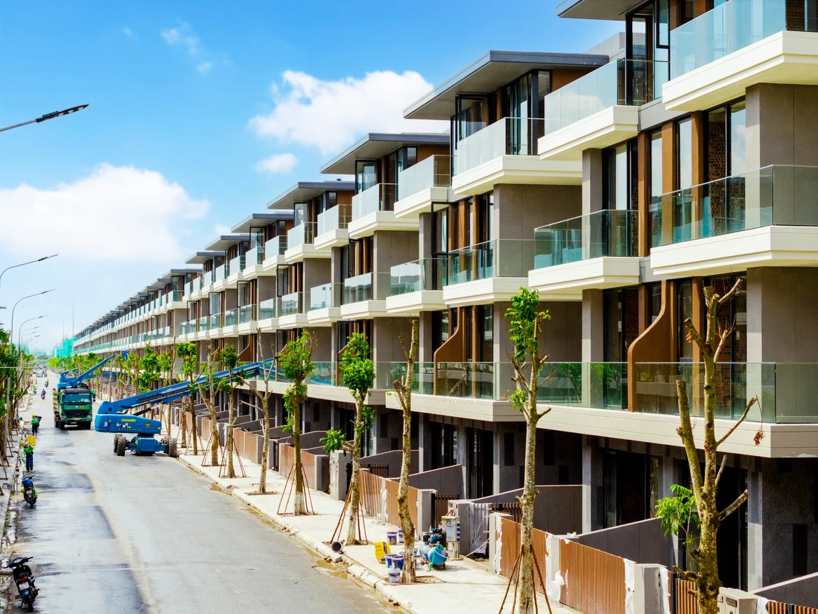 Hình ảnh thực tế trục đường biệt thự song lập The Tropic Hoàng Thành 180m2