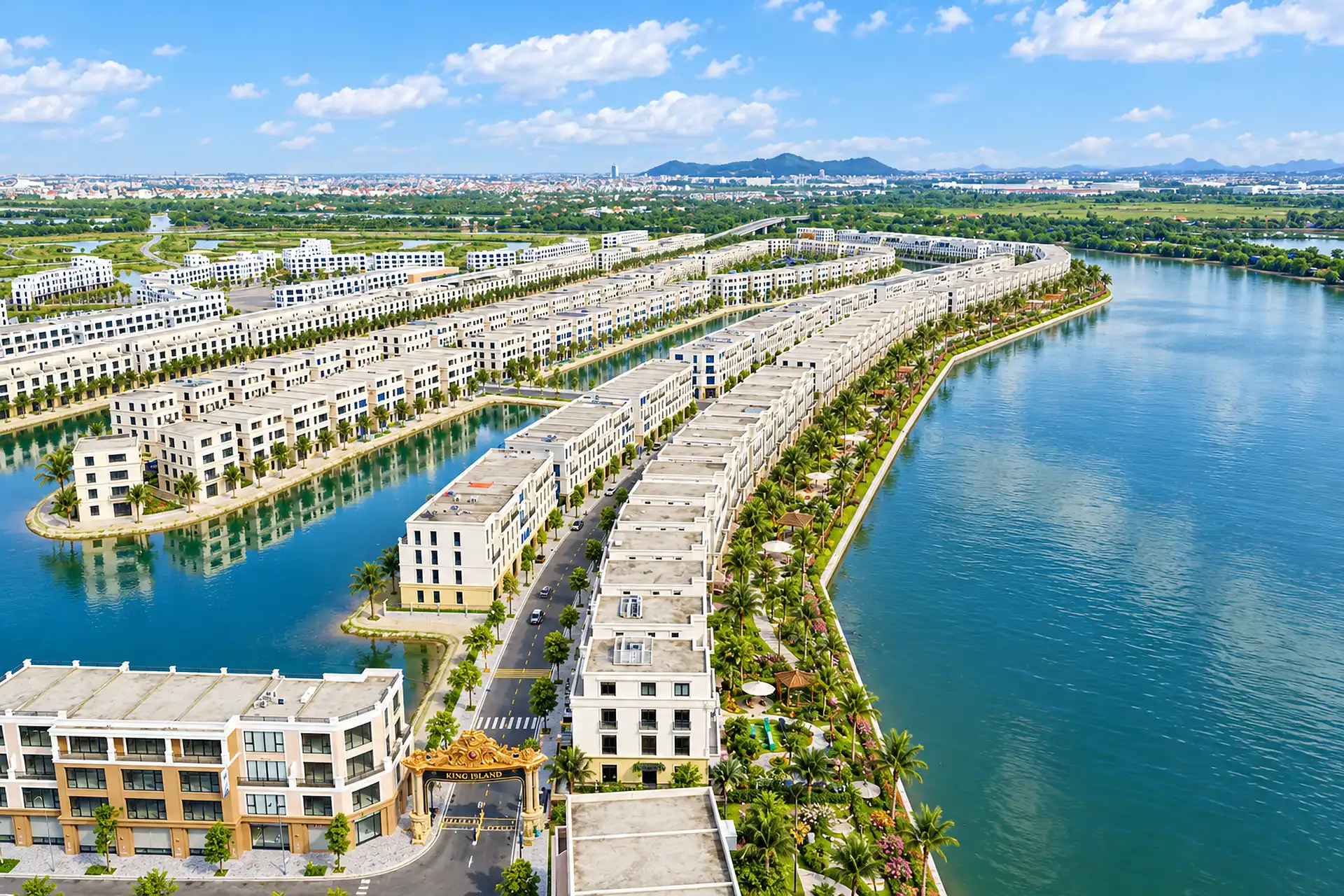 Hình ảnh thực tế phân khu Đảo Vua Vinhomes Royal Island Vũ Yên